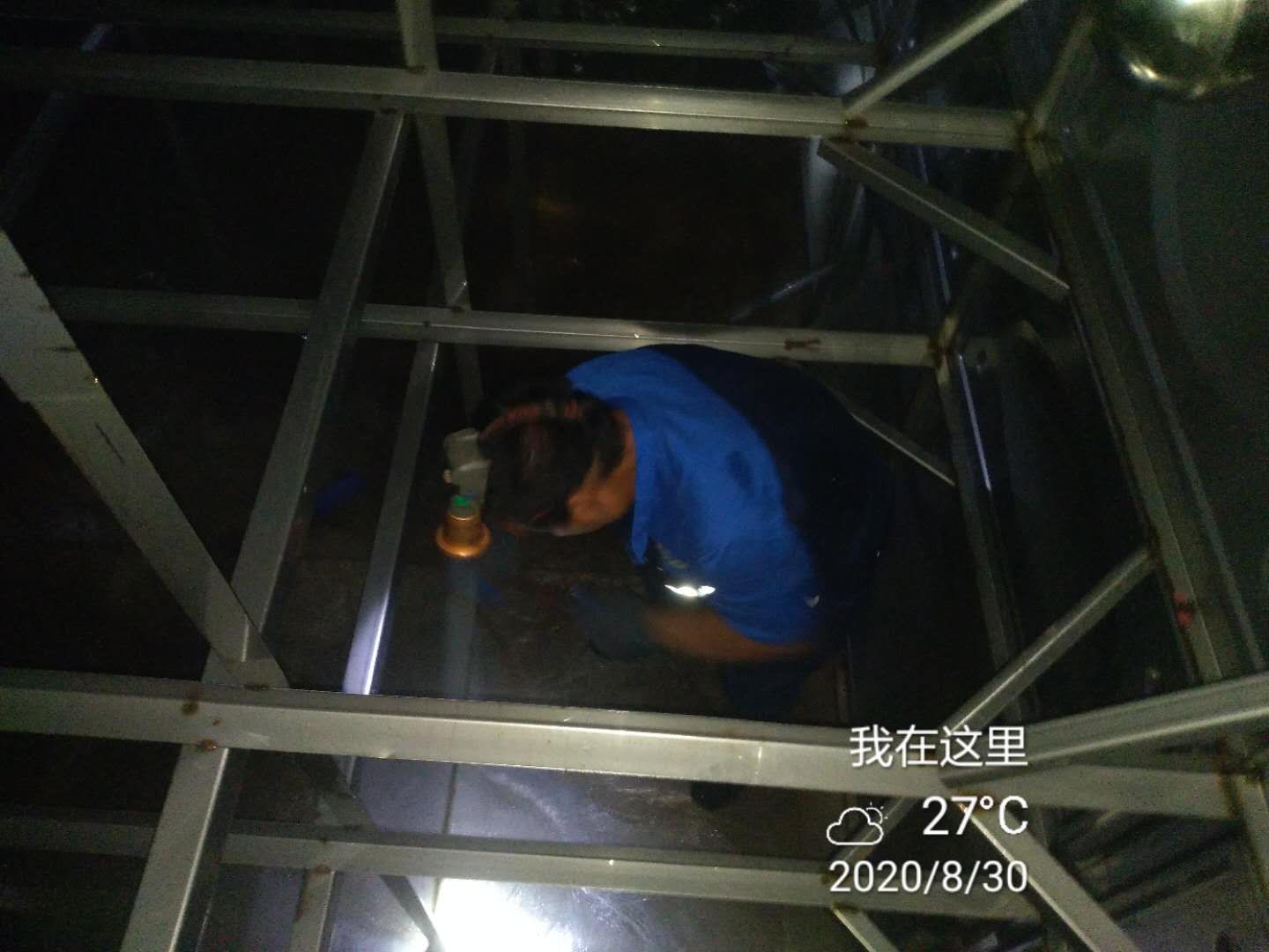 水箱清洗
